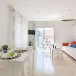 アパート Nova By Hello Homes *